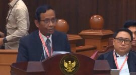 Mahfud MD Tantang MK Kembalikan Marwah Jaga Demokrasi dan Konstitusi