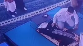 Tangkapan Layar Video Peserta Tadarus di Masjid UNM Makassar Meninggal Dunia Usai Baca Alquran