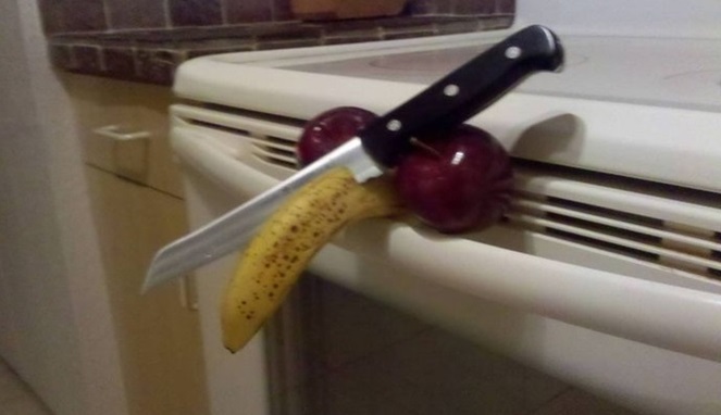 Cemburu, Istri Potong Burung Suami Pakai Pisau (Foto Ilustrasi)