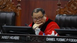 Arief Hidayat Ungkap Jokowi Lakukan Pelanggaran TSM di Pilpres