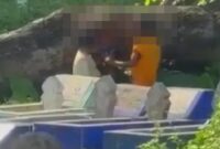 Efek Video Bokep, 2 Bocah Ingusan di Makassar “Ngewe” di Kuburan (Tangkapan layar video viral)