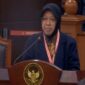 Hakim MK Cecar Peran Menteri Sosial Risma di Bansos Jokowi