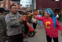 Emak-Emak yang Tampar Pak Polisi di Makassar Jadi Tersangka