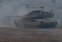 Tank Israel menembaki sejumlah warga penduduk di wilayah perbatasan Rafah