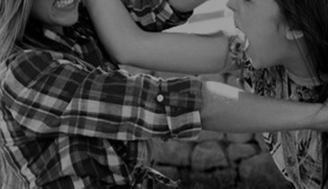 Gegara Gabah Dihambur Anak, IRT di Makassar Duel Pakai Pisau (Foto Ilustrasi)