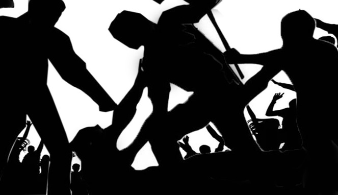 Polisi dihajar warga/ilustrasi