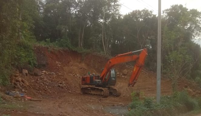 Tambang galian C di lingkungan Kaluku, Kabupaten Maros, tetap beroperasi tanpa tersentuh hukum