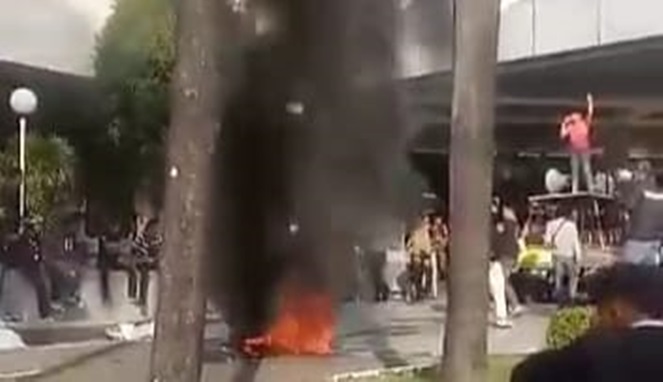 Aksi Memanas Federasi Rakyat Sulsel Desak PT. Telkom Bayar Ganti Rugi Tanah Ahli Waris