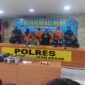 Kapolres AKBP Restu Wijayanto menggelar konferensi pers di Polres Pelabuhan Makassar (Ist)