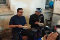 Anies Baswedan dan Ridwan Kamil Makan Bubur (Ist)