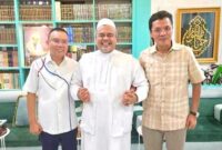 Dua petinggi Gerindra, Sufmi Dasco Ahmad dan Habiburokhman bertemu dengan Habib Rizieq Shihab (Ist)