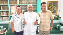 Dua petinggi Gerindra, Sufmi Dasco Ahmad dan Habiburokhman bertemu dengan Habib Rizieq Shihab (Ist)