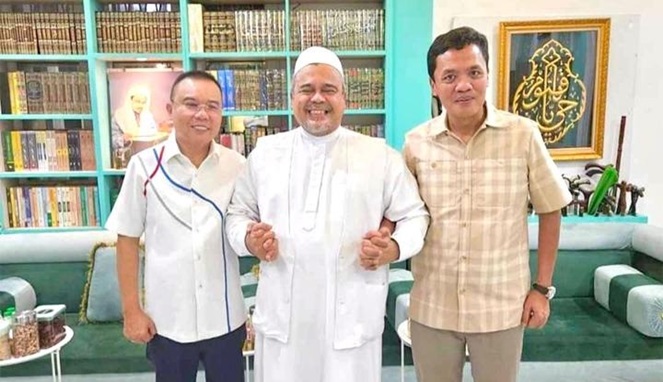 Dua petinggi Gerindra, Sufmi Dasco Ahmad dan Habiburokhman bertemu dengan Habib Rizieq Shihab (Ist)