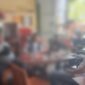 Kanit Reskrim Polsek Mamajang, Iptu Latif saat melakukan pertemuan dengan beberapa wartawan (Ist)