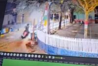 Rekaman CCTV : OTK Bersenjata Busur Panah Serang Warga Kampung Nelayan Makassar (Ist)