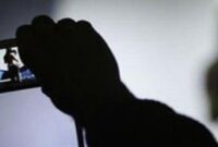 Pasutri Live Tiktok Ilustrasi