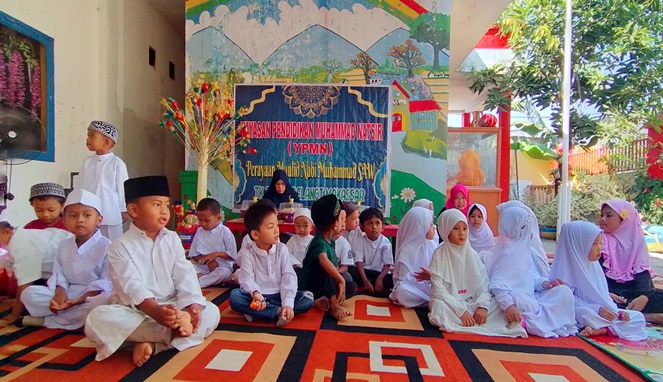 Murid-murid TK Islam Pelangi Borong Makassar