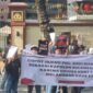 Serdadu Muda Nusantara (Sedara) menggelar aksi demonstrasi jilid II di depan Mabes Polri (Ist)