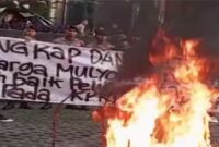 Aksi demonstrasi GMNI di depan Gedung KPK