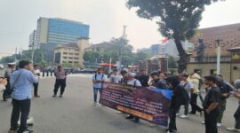 Aksi demonstrasi Mahasiswa di Mabes Polri Tuntut Kapolda Sulsel Dicopot (Ist)
