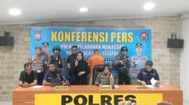 Polres Pelabuhan Makassar menggelar konferensi pers terkait kasus pelecehan yang berujung pada pemukulan hingga tewas (Ist)  