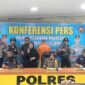 Polres Pelabuhan Makassar menggelar konferensi pers terkait kasus pelecehan yang berujung pada pemukulan hingga tewas (Ist)  