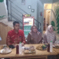Kuasa hukum Citra Insani, Kamaruddin Simanjuntak saat menggelar konferensi pers di Cafe Bakso Mercon BBC Makassar pada Selasa (29/10/2024)