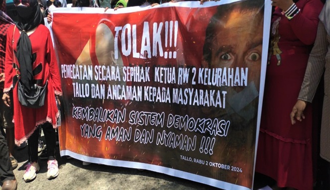 Ratusan Warga Menggelar Aksi Demonstrasi Copot Lurah Tallo (Ist)