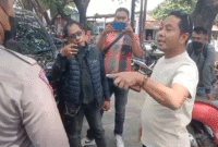 Tangkapan Layar Video Cawabup Bone Cekcok dengan polisi di Gowa