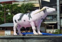 Patung Kerbau Saleko di Anjungan Pantai Losari (Ist)