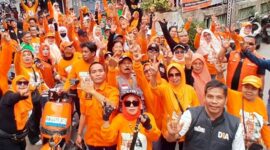 Ratusan pendukung pasangan calon Wali Kota dan Wakil Wali Kota Makassar INIMI blusukan di Maccini