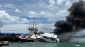 Insiden kebakaran yang menimpa Speedboat Bella 72 milik Cagub Maluku Utara Benny Laos di Pelabuhan Bobong