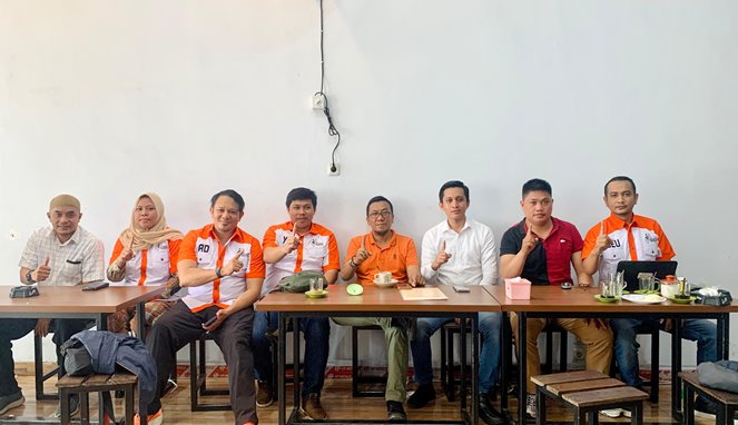 Konferensi Pers Tim Hukum DIA di Warkop Tulla Jalan Macan, Kota Makassar