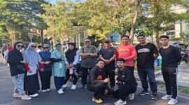 Pjs Wali Kota Makassar dan Plt. Kepala DPPKB Makassar turut memeriahkan acara HUT Sulsel ke-355