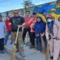 Plt. Kepala DPPKB Makassar, Syahruddin, memimpin langsung kegiatan kerjabakti di Jalan Jipang Raya