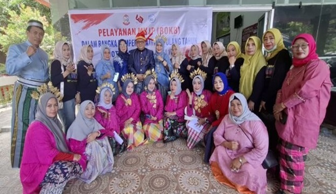 Plt. Kepala DPPKB Makassar, Syahruddin, melakukan kunjungan langsung ke Puskesmas Tamalate.