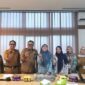 Kepala DPPKB Makassar foto bersama dengan BKKBN Jakarta