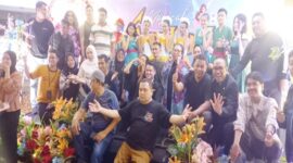 Manajemen Swiss-Belinn Panakkukang Makassar Foto Bersama dengan Awak Media Usai Menggelar Konferensi Pers