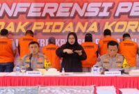 Kapolda Sulsel, Irjen Pol. Yudhiawan memimpin langsung konferensi pers terkait penanganan kasus Tindak Pidana Korupsi