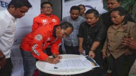 Danny-Azhar menandatangani Pakta Integritas Antikorupsi (Ist)