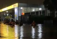 Bandara Soekarna Hatta Terminal Cargo (Facebook Netizen Banjir Jakarta)