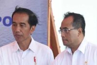 Jokowi bersama dengan Menteri Perhubungan Budi Karya (Foto: Setkab)