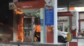 Mobil Toyota Rush Pelangsir BBM Meledak di SPBU Wajo (Ist)