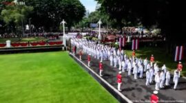 Prosesi Kirab 961 Kepala Daerah dari Monas menuju Istana Merdeka