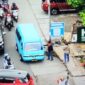 Foto Drone: Tampak jelas aksi preman saat memalak sopir pete-pete di tengah lalu lintas.