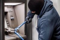 Foto ilustrasi maling bobol ATM