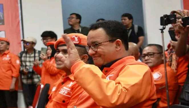 Anies Baswedan hadiri deklarasi Ormas Gerakan Rakyat (Foto TikTok Gerakan Rakyat)