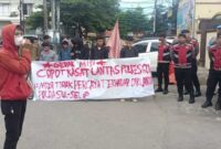 Aksi Demonstrasi terkait isu pungli dalam pembuatan SIM di Polres Gowa