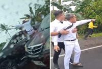 Foto Kolase : Paris Yasir Teriak-teriak di Jalanan