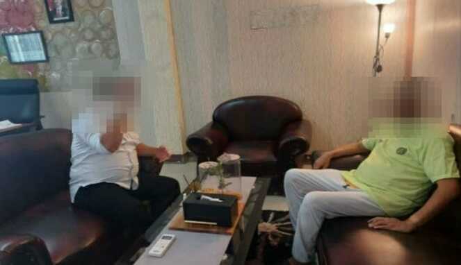 Foto Petinggi Ditjenpas Sulsel dan Tersangka Kasus Uang Palsu UIN Makassar Beredar di publik (Ist)